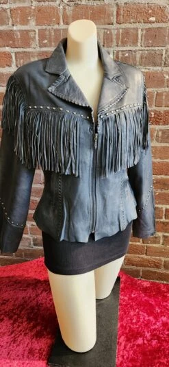 Cripple Creek Zip Front Lamb Jacket With Raw Edges LL21470 10 Cripple Creek Zip Front Lamb Jacket With Raw Edges LL21470 -Western Cowboy Supplies 20221208 110633 scaled 1