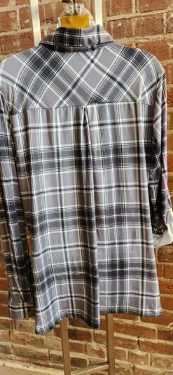 Keren Hart 23096 Plaid Knit Button Up Blouse -Western Cowboy Supplies 20221211 112638 scaled 1