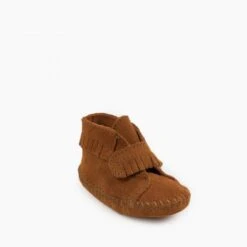 1122 Infant Front Strap Bootie Minnetonka