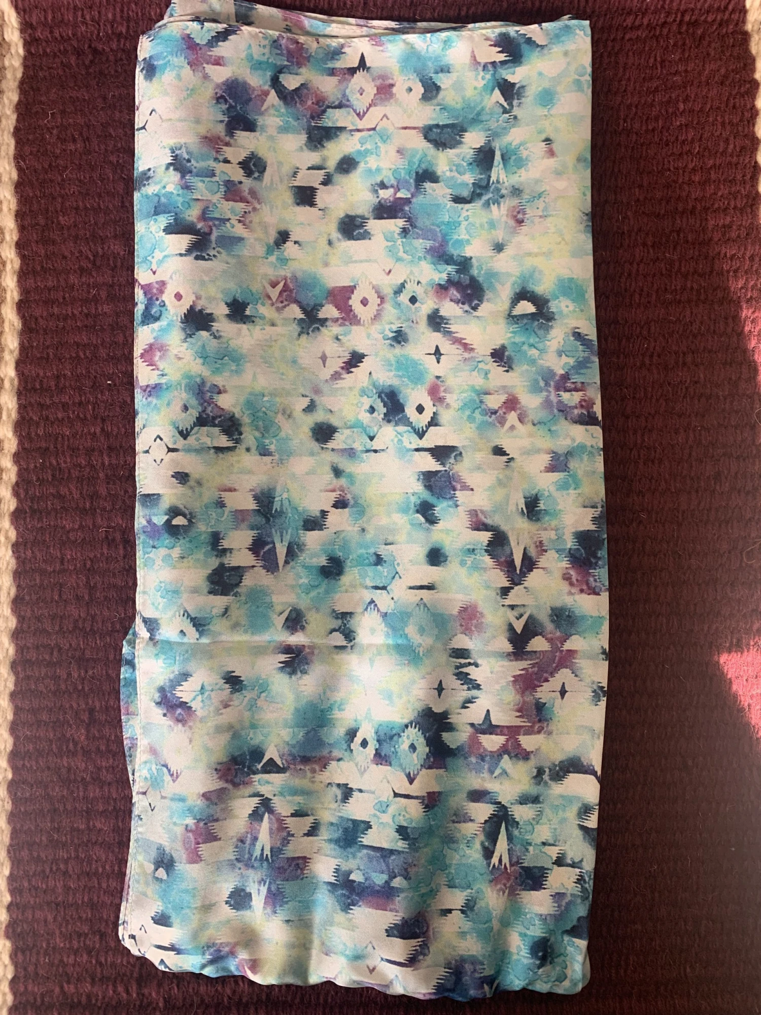 Austin Accents Patterned Ivory Geo Wild Rag / Silk Scarf 34″X34″ 5 Austin Accents Patterned Ivory Geo Wild Rag / Silk Scarf 34″X34″ - Image 3