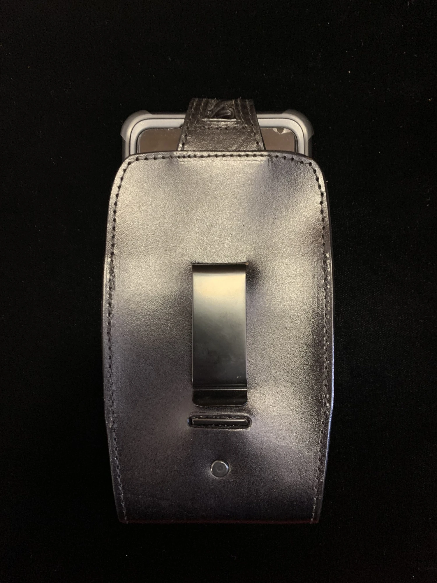 Austin Accents Leather Floral Tooled Phone Case CP-04 Black 4 Austin Accents Leather Floral Tooled Phone Case CP-04 Black - Image 2