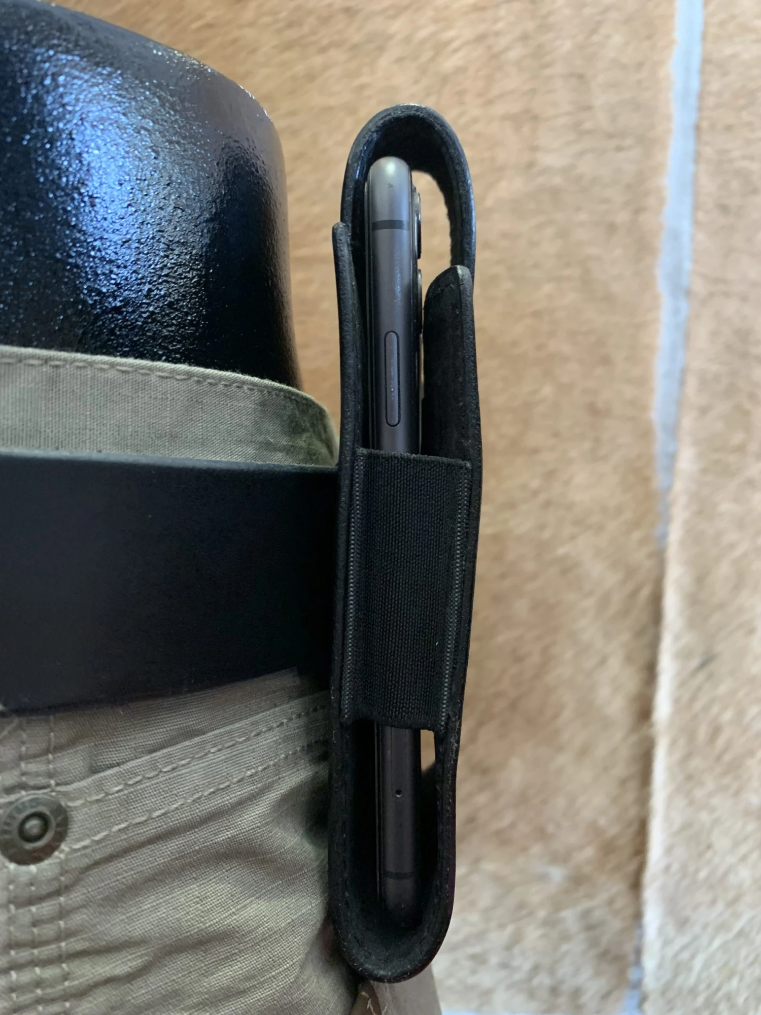 Austin Accents Leather Basket Weave Phone Case CP-01 Black 6 Austin Accents Leather Basket Weave Phone Case CP-01 Black - Image 4