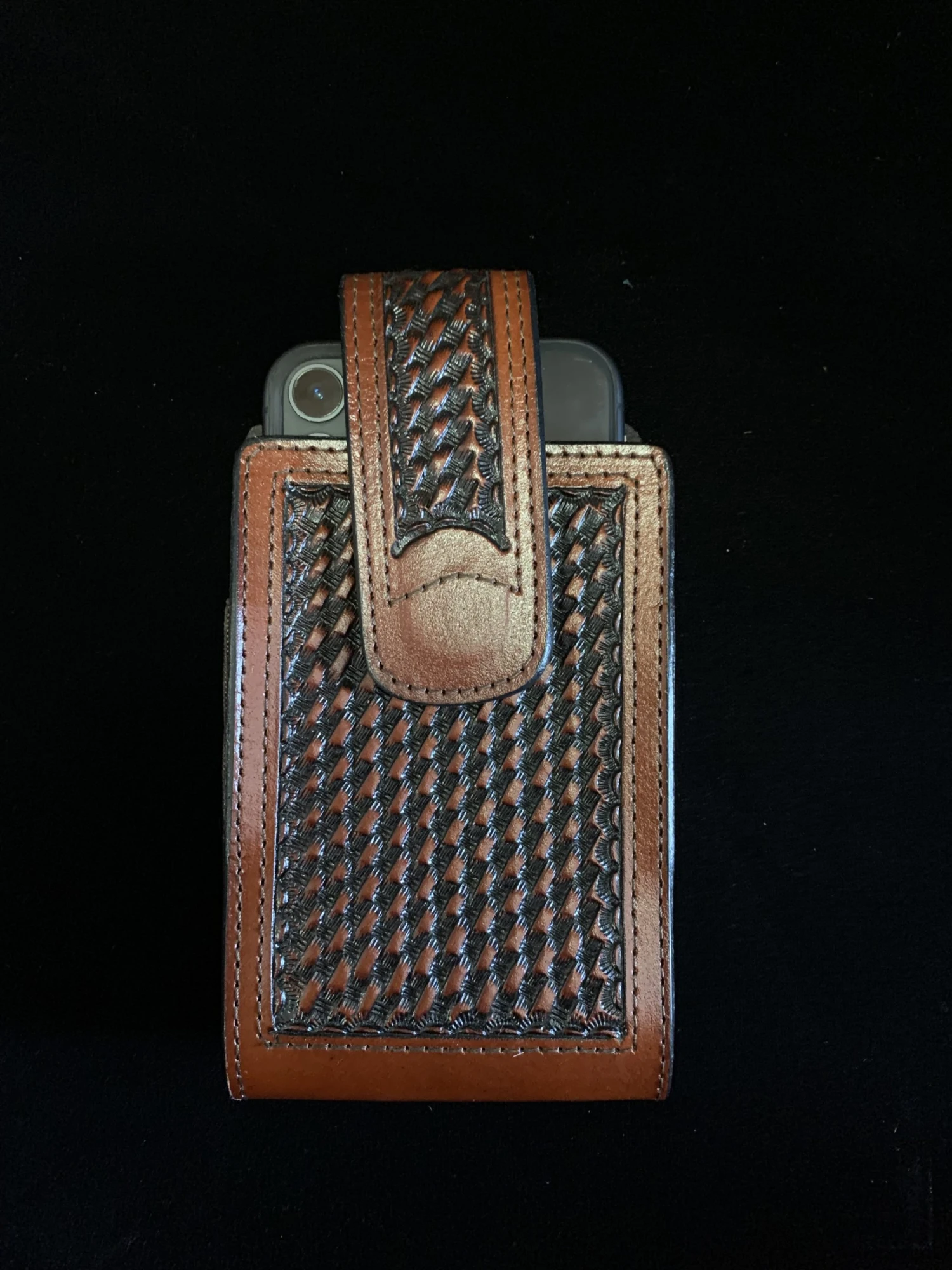 Austin Accents Leather Basket Weave Phone Case CP-01 Brown 3 Austin Accents Leather Basket Weave Phone Case CP-01 Brown